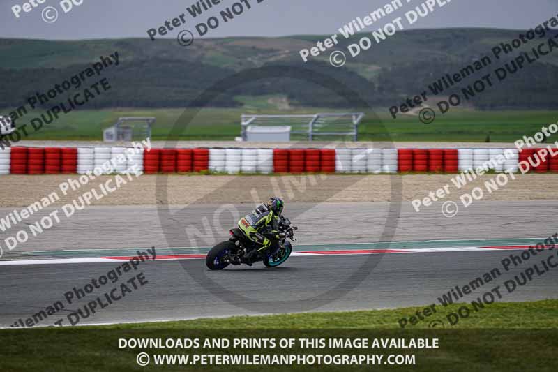 cadwell no limits trackday;cadwell park;cadwell park photographs;cadwell trackday photographs;enduro digital images;event digital images;eventdigitalimages;navarra;no limits trackdays;peter wileman photography;racing digital images;trackday digital images;trackday photos